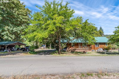 /international/us/709-ash-creek-rd-riddle-or-110110209380/