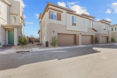 /international/us/692-echelon-street-las-vegas-nv-110108474275/