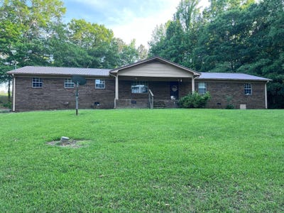 /international/us/5105-alabama-13-haleyville-al-110108931336/