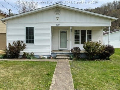 /international/us/128-136-jefferson-street-bancroft-wv-110108667167/