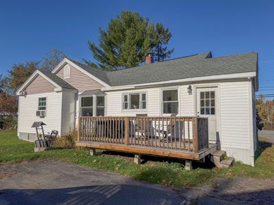 /international/us/2966-broadway-glenburn-me-110120623464/