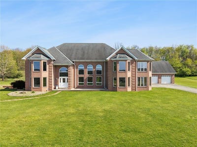 /international/us/377-orange-lane-latrobe-pa-110107665583/