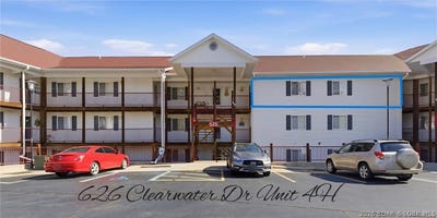 /international/us/626-clearwater-drive-camdenton-mo-110107460796/