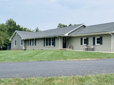 /international/us/1292-co-rd-700-east-carmi-il-110106341963/