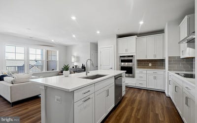 /international/us/5800-moonstone-way-haymarket-va-110107883333/