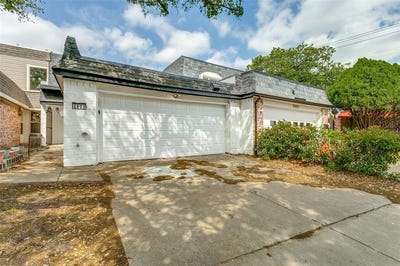 /international/us/2823-summit-view-drive-bedford-tx-110094459965/