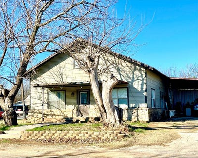 /international/us/209-n-bowie-street-jacksboro-tx-110109981841/