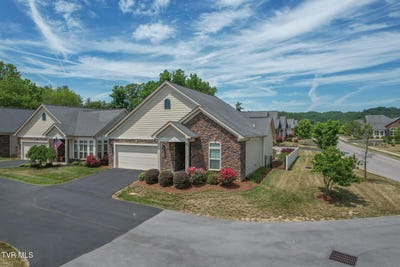 /international/us/1450-hatterdale-farm-road-blountville-tn-110106920910/