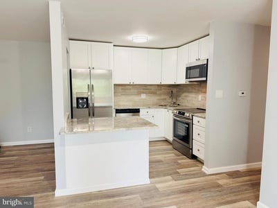 /international/us/1008-lindsey-court-marlton-nj-110107712662/