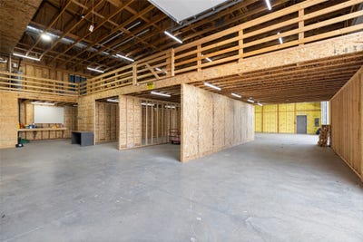 /international/us/115-w-wyoming-street-kalispell-mt-110104975603/