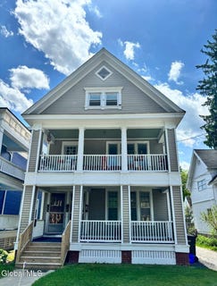 /international/us/78-pinewoods-avenue-troy-ny-110108145956/