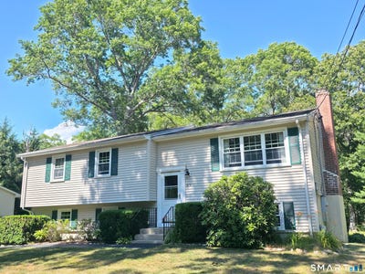 /international/us/279-gales-ferry-road-groton-ct-110108982380/