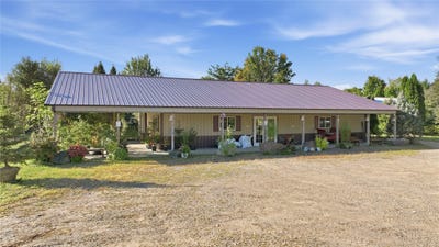/international/us/13941-98th-avenue-chippewa-falls-wi-110110337587/