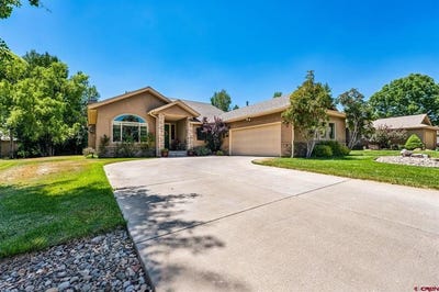 /international/us/40-peach-tree-place-durango-co-110109025400/