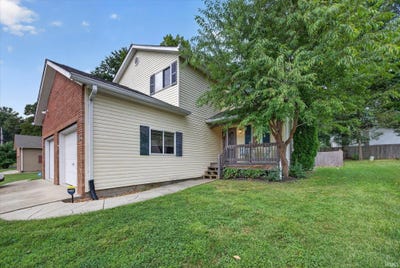 /international/us/1037-forest-view-drive-ellettsville-in-110110186277/