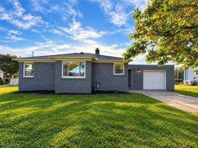 /international/us/1963-deermont-avenue-nw-massillon-oh-110119931887/