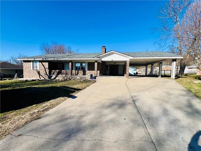 /international/us/1206-spruce-avenue-berryville-ar-110097176171/