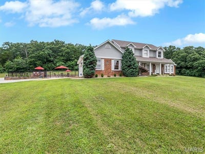 /international/us/8165-whisper-valley-road-robertsville-mo-110101038672/