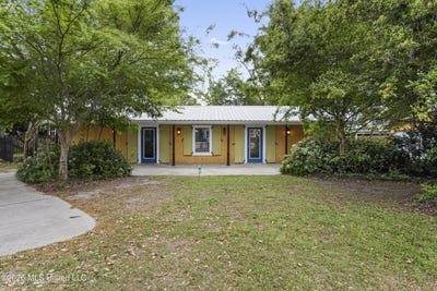 /international/us/264-washington-street-bay-saint-louis-ms-110107151499/