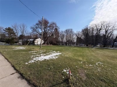 /international/us/1006-long-pond-road-greece-ny-110120409305/