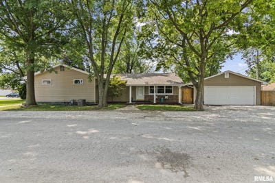 /international/us/415-e-spruce-street-chatham-il-110101501185/?lang=en