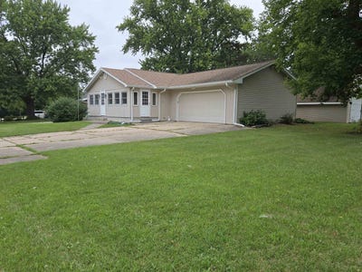 /international/us/2722-bavarian-lane-rockford-il-110119511580/