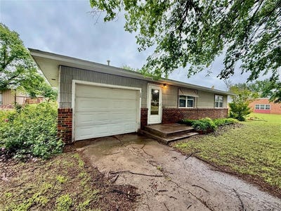 /international/us/308-s-magnolia-avenue-erick-ok-110100519726/