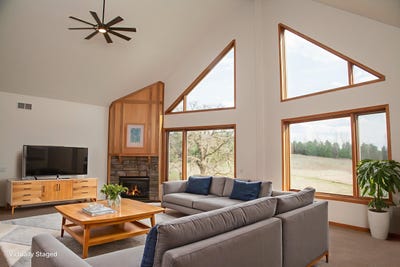 /international/us/w5416-highland-drive-new-glarus-wi-110099036335/?lang=en