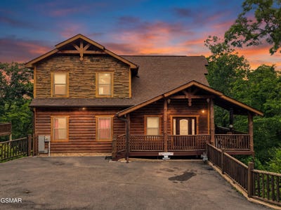 /international/us/452-alpine-mountain-way-pigeon-forge-tn-110108388125/