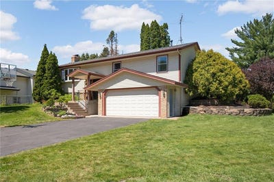 /international/us/14895-easter-avenue-apple-valley-mn-110108440279/