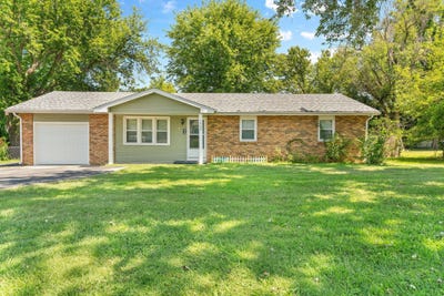 /international/us/1904-s-village-lane-bolivar-mo-110101397424/?lang=en