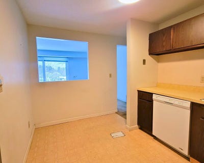 /international/us/5-brookside-drive-exeter-nh-110106003316/
