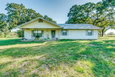 /international/us/301-county-road-313-comanche-tx-110095186728/