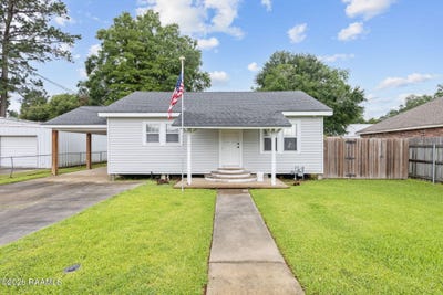 /international/us/206-s-saint-jean-street-broussard-la-110108252213/