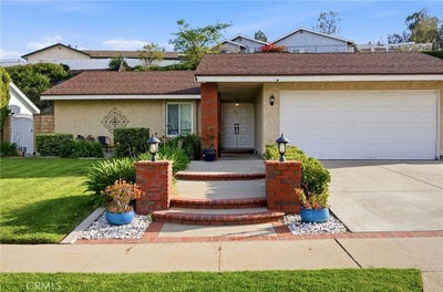 /international/us/1932-adobe-avenue-corona-ca-110107474687/