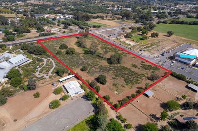/international/us/6-58-acres-on-cole-grade-rd-valley-center-ca-110106014368/