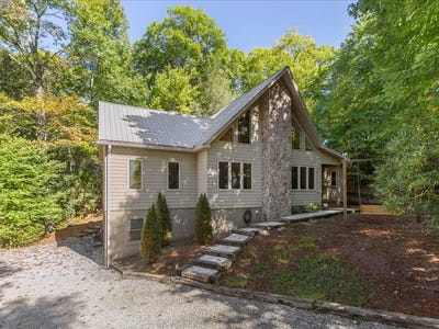 /international/us/115-apple-mountain-lane-lot-13-highlands-nc-110120451570/