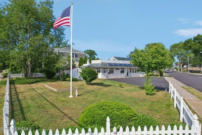 /international/us/608-brighton-avenue-spring-lake-nj-110108853893/