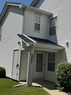/international/us/2497-frost-drive-aurora-il-110108295619/
