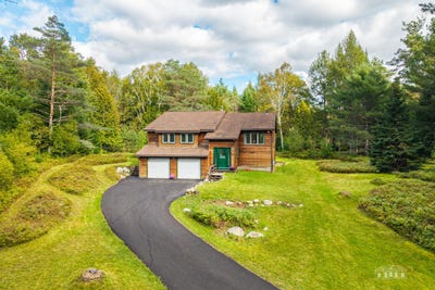 /international/us/44-cherry-tree-lane-saranac-lake-ny-110110178206/