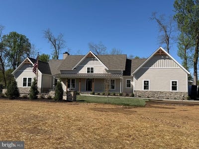 /international/us/657-n-heilbron-drive-media-pa-110104432198/