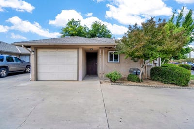 /international/us/1595-n-pleasant-avenue-fresno-ca-110107893158/
