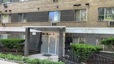 /international/us/7306-n-winchester-avenue-chicago-il-110108413400/