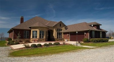 /international/us/609-lakeshore-drive-durant-ok-110100693735/