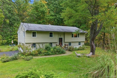 /international/us/5-stonehedge-avenue-new-paltz-ny-110120452304/