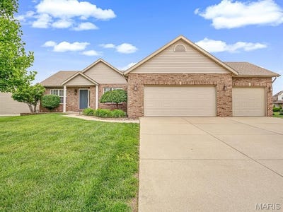 /international/us/30-meadowbrooke-drive-troy-il-110108355044/