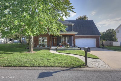 /international/us/1614-w-aylor-street-webb-city-mo-110110363512/