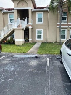 /international/us/2824-osprey-cove-place-kissimmee-fl-110107406574/