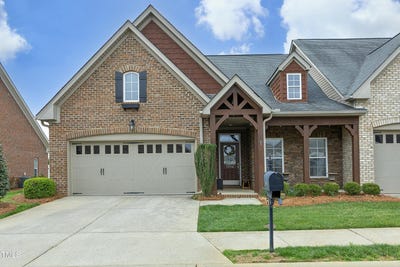/international/us/1914-tweed-lane-burlington-nc-110098271205/