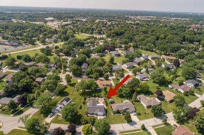 /international/us/4820-sutton-ln-greendale-wi-110101090225/